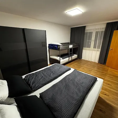 דירה Frisch Sanierte Und Grosse Helle In לונה